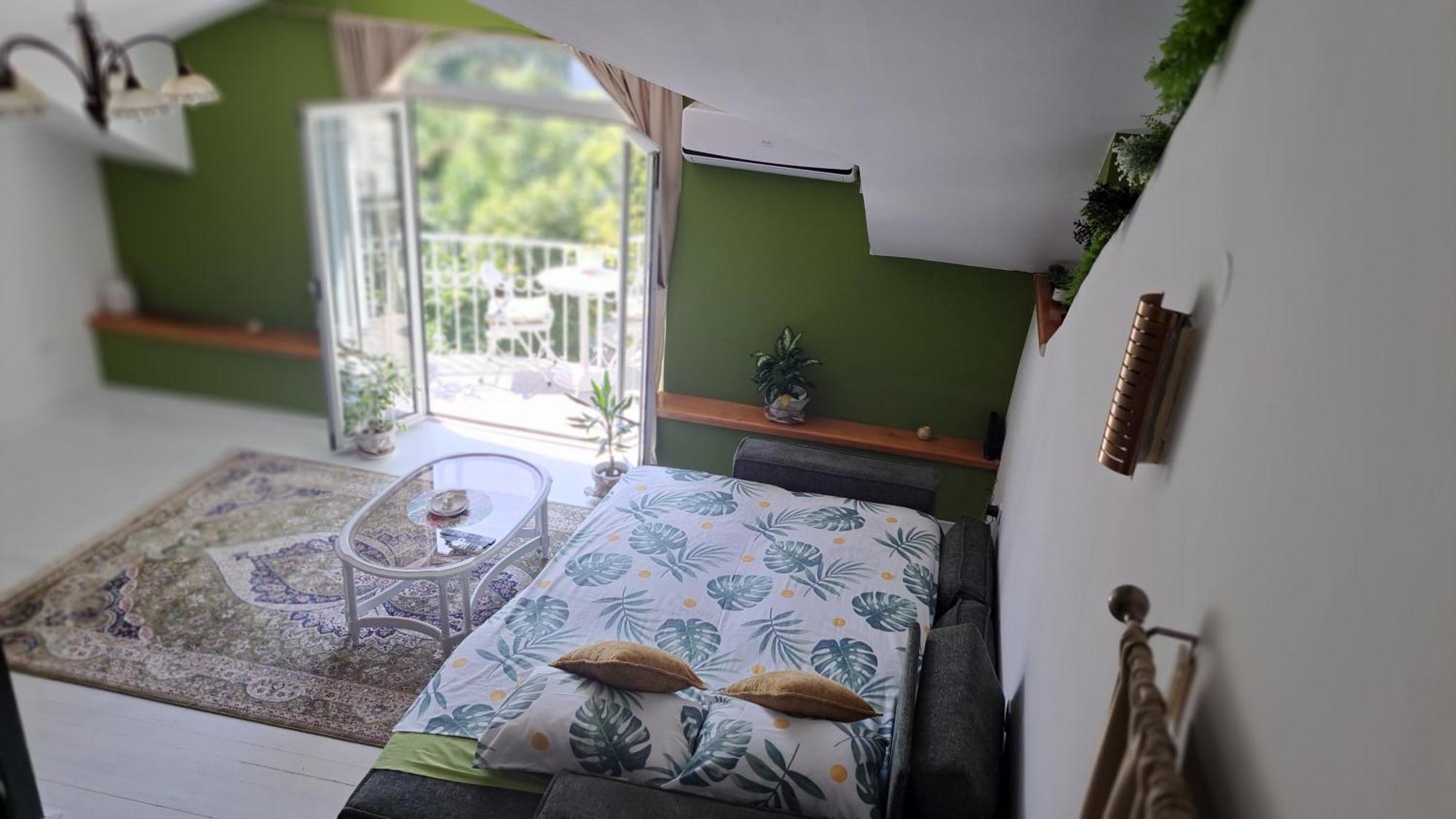 Gallery Apartment Podgorica Buitenkant foto